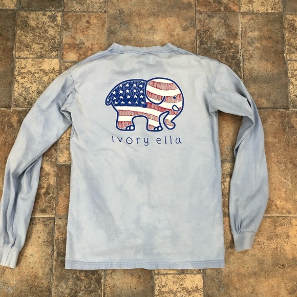 ivory ella Tops - 😎 3/$10 Ivory Ella Patriotic Tee
